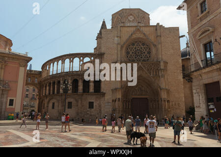 Église Cathédrale Basilique Métropolitaine de l'Assomption de Notre-Dame de Valence. Valence, Espagne, le 6 août 2019 Banque D'Images