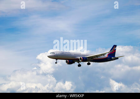 Barcelone, Espagne - 18 mai 2019 : Aeroflot Airbus A321 avion à l'aéroport de Prat à Barcelone Banque D'Images
