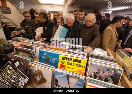 DISQUAIRE DAY, PARIS Banque D'Images