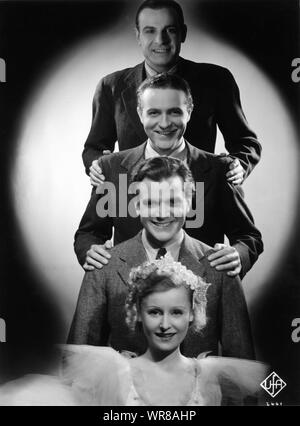 LILIAN HARVEY et ses 3 premiers hommes de haut JEAN GALLAND (version française) WILLY FRITSCH ( allemand) et l'ESMOND KNIGHT (Anglais) à ROSES NOIRES / SCHWARZE ROSEN / BLACK ROSES 1935 Paul Martin Directeur Universum Film ( UFA) Banque D'Images