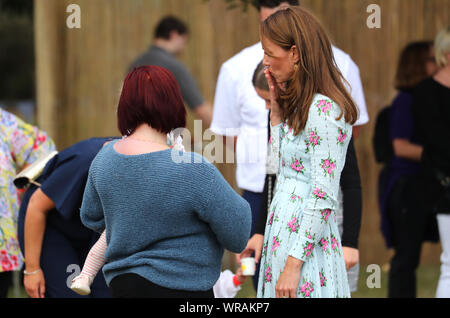 La duchesse de Cambridge, lors d'une visite à la "Retour à la nature' Festival à Wisley RHS Garden, à Woking, Surrey. Banque D'Images