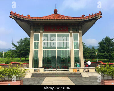 Une vue de la tombe du roi Gwantgaeto (Haotaiwang) Stèle de Ji'an, ville du nord-est de la Chine La province de Jilin le 7 juillet 2019. Construit par le 20e C Banque D'Images