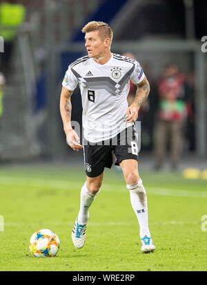 Hamburg, Deutschland. 06Th Jan, 2016. Toni Kroos (GER) l'action. Laenderspiel Football, championnat d'Allemagne, de qualification (GER) - Pays-Bas (NED) 2 : 4, le 09/06/2019 à Hambourg/Allemagne. ¬ | Conditions de crédit dans le monde entier : dpa/Alamy Live News Banque D'Images