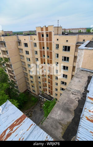 Pripyat (Prypiat) : maisons de vacances abandonnées à Tchernobyl (Zone d'exclusion de Tchernobyl), Kiev Kiev oblast, Ukraine Banque D'Images