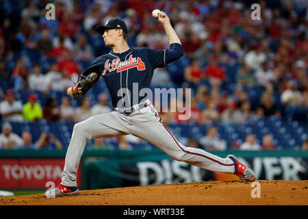 Philadelphie, Pennsylvanie, USA. 10 Sep, 2019. Le lanceur partant des Braves d'Atlanta (54) frites Max lance un lancer au cours de la MLB match entre les Braves d'Atlanta et Phillies de Philadelphie à la Citizens Bank Park de Philadelphie, Pennsylvanie. Christopher Szagola/CSM/Alamy Live News Banque D'Images