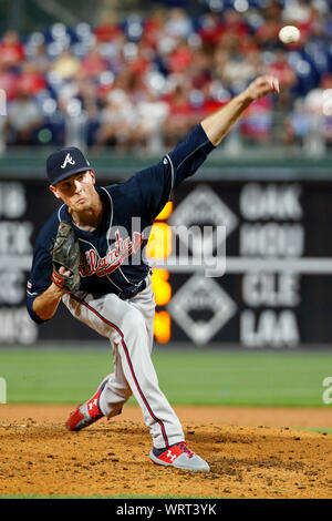 Philadelphie, Pennsylvanie, USA. 10 Sep, 2019. Le lanceur partant des Braves d'Atlanta (54) frites Max lance un lancer au cours de la MLB match entre les Braves d'Atlanta et Phillies de Philadelphie à la Citizens Bank Park de Philadelphie, Pennsylvanie. Christopher Szagola/CSM/Alamy Live News Banque D'Images