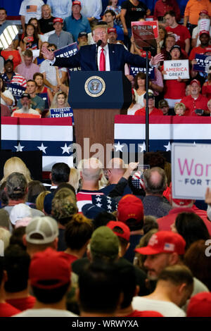 Fayetteville, États-Unis. 09Th Sep 2019. Le président Donald J. Trump prend la parole lors du rassemblement à MAGA Fayetteville. Credit : SOPA/Alamy Images Limited Live News Banque D'Images