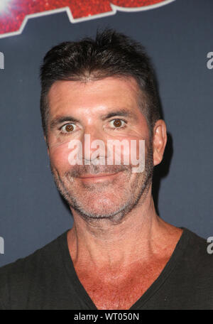 Hollywood, CA. 10 Sep, 2019. Simon Cowell, à 'America's Got Talent' saison 14 Live Show Tapis Rouge à la Kodak Theater à Hollywood, Californie le 10 septembre 2019. Credit : Faye Sadou/media/Alamy Punch Live News Banque D'Images
