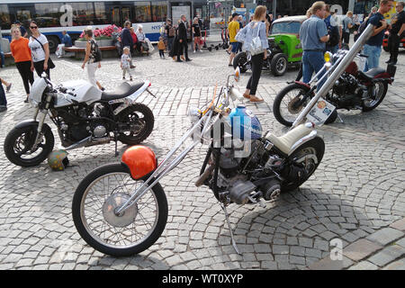 Les motos garées en Mäntä Messut bike show Mansen (Tampere juste piston en anglais), Tampere, Finlande Banque D'Images