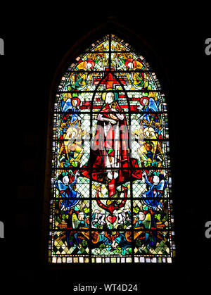 Rennes, Bretagne / France - 26 août 2019 - Vue détaillée de vitraux de l'église de Saint Germain à Rennes en France Banque D'Images