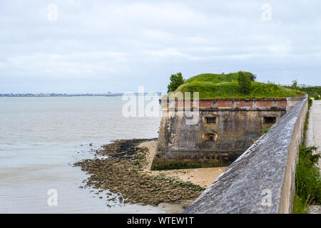 Ile d'Oléron, France - 10 mai 2019 : Citadelle de Château-d'Oléron sur l'île Oléron en France Banque D'Images