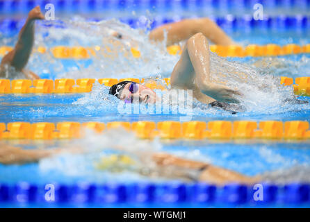 Zara de la Grande-Bretagne dans l'Mullooly Women's 400m libre S10 pendant trois jours du monde Para natation Championnats d'Allianz au Centre aquatique de Londres, Londres. Banque D'Images