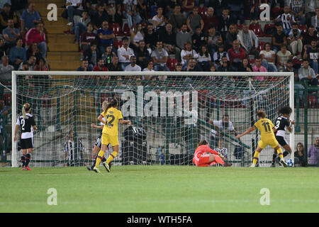 Alessandria, Italie, 11 septembre 2019, LES FEMMES DE LA LIGUE DES CHAMPIONS CALCIO 2019/2020 ALESSANDRIA, 11/09/2019 - JUVENTUS VS BARCELLONA GOL DE BARCELONE pendant les femmes vs Juventus Barcellona - Ligue des Champions - Football Femmes Crédit : LPS/Claudio Benedetto/Alamy Live News Banque D'Images