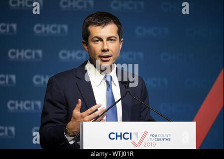 Washington, DC, USA. 10 Sep, 2019. 10 septembre 2019 - Washington, DC, United States : South Bend, Indiana Maire PETE BUTTIGIEG (D) lors de la Congressional Hispanic Caucus Institute Forum de la campagne présidentielle. Crédit : Michael Brochstein/ZUMA/Alamy Fil Live News Banque D'Images