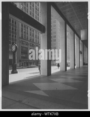 Morgan Garantir la confiance des capacités, 44th Street et 5th Avenue. Banque D'Images