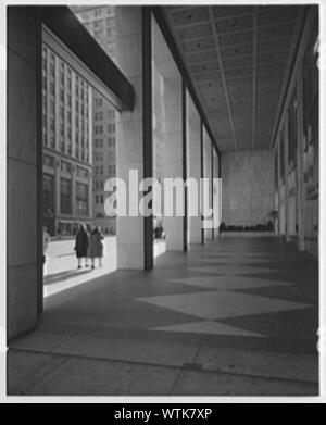 Morgan Garantir la confiance des capacités, 44th Street et 5th Avenue. Banque D'Images