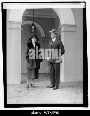 M. et Mme Warren Delano Robbins, 3/3/22 Banque D'Images