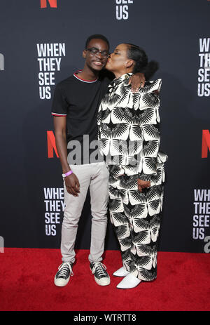 Quand ils nous voient à votre examen avec : Ethan Herisse, Aunjanue Ellis Où : Los Angeles, California, United States Quand : 11 août 2019 Credit : FayesVision/WENN.com Banque D'Images