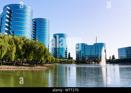 Sep 9, 2019 Redwood City / CA / USA - siège social de l'entreprise Oracle dans la Silicon Valley ; Oracle Corporation est une multinationale informatique comp Banque D'Images