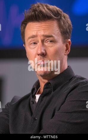 Toronto, Ontario, Canada. Sep 11, 2019. Edward Norton, assiste à la conférence de presse de 'Motherless Brooklyn' au cours de la 44e Festival International du Film de Toronto, tiff, à Princess of Wales Theatre à Toronto, Canada, le 11 septembre 2019. | conditions dans le monde entier : dpa Crédit photo alliance/Alamy Live News Banque D'Images