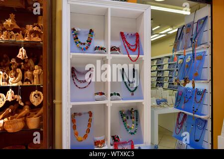 Boutique de Bijoux,traditionnelle,intérieur,Vieille ville de Corfou Corfou kerkira Corfou,,,grèce,Îles Ioniennes Banque D'Images