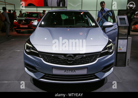 Francfort, Allemagne. Sep 11, 2019. Le constructeur automobile allemand Opel affiche l'Opel Astra à la 2019 Internationale Automobil-Ausstellung (AAI). (Photo de Michael Debets/Pacific Press) Credit : Pacific Press Agency/Alamy Live News Banque D'Images