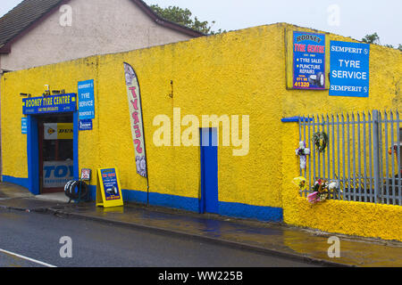 22 septembre 2019 Rooney's Pneu à Bundoran, dans le comté de Donegal Irlande prises par temps humide. Banque D'Images