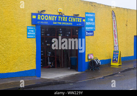 22 septembre 2019 Rooney's Pneu à Bundoran, dans le comté de Donegal Irlande prises par temps humide. Banque D'Images