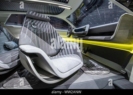 Francfort/Main, Allemagne. 10 Septembre, 2019. Salon International de l'Automobile de Francfort 2019, l'AIA, Internationale Automobil Ausstellung : Hyuandai concept 45 electric coupÃ© voiture. Crédit : Christian Lademann Banque D'Images