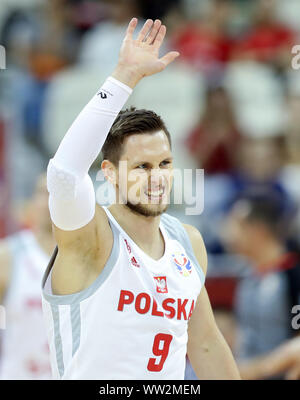 Shanghai, Chine. Sep 12, 2019. Mateusz Ponitka de Pologne réagit au cours de la jeux de classification 5-8 entre la Pologne et la République tchèque à la FIBA 2019 Coupe du Monde à Shanghai, la Chine orientale, le 12 septembre 2019. Credit : Ding Ting/Xinhua/Alamy Live News Banque D'Images