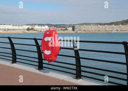 La nouvelle jetée de 550 mètres sur l'ouest des quais à Dover Kent qui fait partie de la communes Programme de renaissance. Banque D'Images