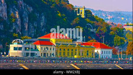 Budapest, Hongrie ,(mai 15, 2019) vue panoramique sur Budapest , Rudas bath à Buda . Budapest, Hongrie. Banque D'Images