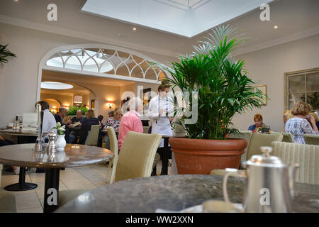 Bettys Cafe North Yorkshire Angleterre Royaume-uni Northallerton Banque D'Images