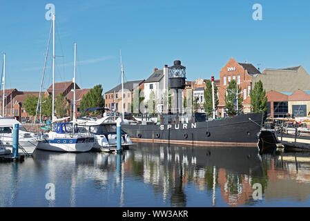 Le mépris lightship amarrés dans le port de plaisance, Hull, East Yorkshire, England UK Banque D'Images