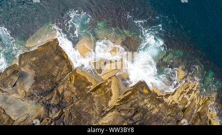 L'île tropicale de l'antenne en mer. Locations et voyage concept. Banque D'Images