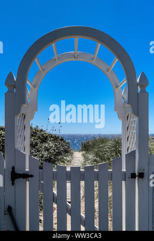 Gate à la plage, Provincetown, Cape Cod, Massachusetts, USA. Banque D'Images