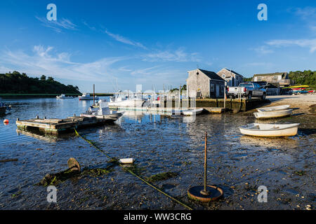 Oyster River boat landing, Chatham, Cape Cod, Massachusetts, États-Unis. Banque D'Images