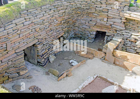 Skara Brae règlement Neolitchic plus de 5 000 ans est le mieux préservé de l'âge de pierre village néolithique en Europe du nord, les Orcades, en Écosse Banque D'Images