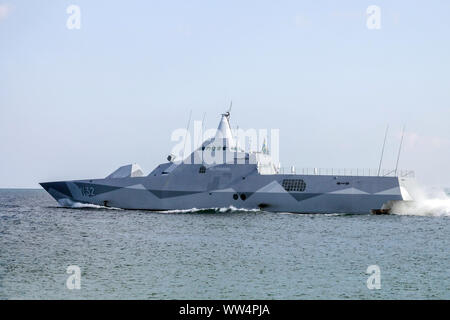 HSwMS Helsingborg (K32) est une corvette suédoise de missiles furtifs de classe Visby. Mer Baltique Banque D'Images