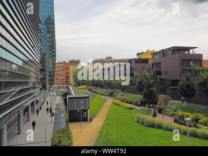 MILAN, ITALIE, le 10 septembre 2019 : Nouveau quartier de Porta Nuova, gratte ciel moderne, Lombardie, Italie. Banque D'Images