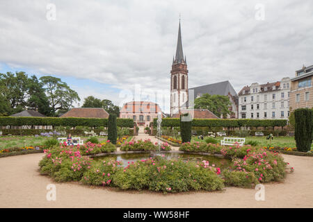 Prinz Georg jardin, Eglise Saint Elisabeth, Darmstadt, Hesse, Germany, Europe Banque D'Images