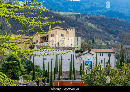 Château Trauttmansdorff près de Merano, le Tyrol du Sud, Italie, Europe Banque D'Images