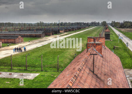 Vue depuis la tour de la protection principale sur le camp de la mort d'Auschwitz II-Birkenau, Auschwitz, la Petite Pologne, la Pologne, l'Europe Banque D'Images