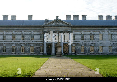 Un invité dans un parc de la Royal Naval College de Greenwich à Londres, Banque D'Images