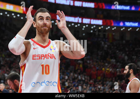 Beijing, Chine. 13 Sep, 2019. Victor Claver de l'Espagne réagit au cours de la demi-finale entre l'Espagne et l'Australie à la Coupe du Monde de la FIBA 2019 à Beijing, capitale de Chine, le 13 septembre 2019. Credit : Zhang Chenlin/Xinhua/Alamy Live News Banque D'Images