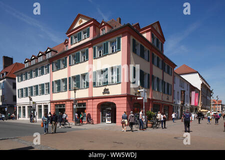 Maisons historiques sur les Huguenots, square corner Hauptstraße 35, Erlangen, franc, Franconia, Bavaria, Germany, Europe Banque D'Images