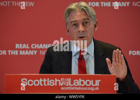 Glasgow, Royaume-Uni. 13 Sept 2019.Photo : Lesley Laird MP - Shadow Secrétaire d'État pour l'Écosse..leader travailliste écossais Richard Leonard et du travail de l'ombre du Chancelier John McDonnell prononcera des discours sur leurs plans pour redistribuer le pouvoir et la richesse et comment l'arrivée d'un gouvernement pour offrir du travail politiques de transformation radicale de l'économie écossaise. Crédit : Colin Fisher/Alamy Live News Banque D'Images