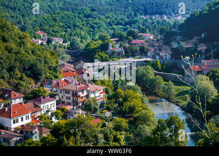 King's Bridge (Pont de Pierre) sur la rivière Yantra, Veliko Tarnovo, Bulgarie Banque D'Images