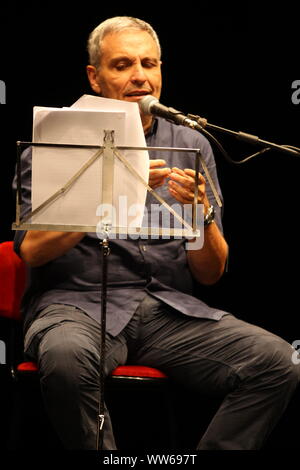 Napoli, Italie. Sep 12, 2019. Maurizio De Giovanni assister à son dernier livre intitulé "12 ROSE A SETTEMBRE'. Dans photo Maurizio De Giovanni (Photo par Salvatore Esposito/Pacific Press) Credit : Pacific Press Agency/Alamy Live News Banque D'Images