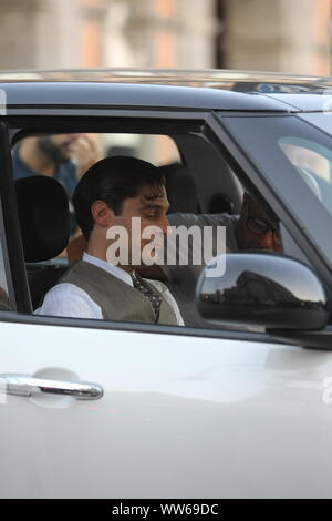 Napoli, Italie. Sep 12, 2019. Lino Guanciale, acteur et interprète d'Commissario Ricciardi sur plateau de cinéma Il Commissario Ricciardi à Naples. (Photo par Salvatore Esposito/Pacific Press) Credit : Pacific Press Agency/Alamy Live News Banque D'Images